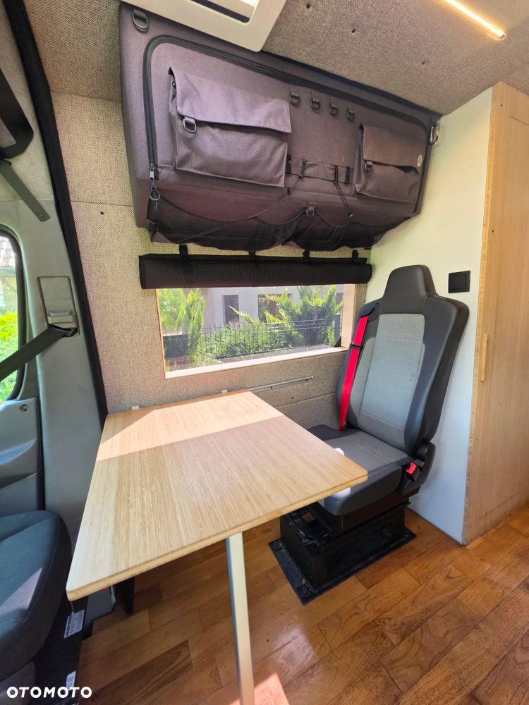 Mercedes-Benz Sprinter 906.211 - 21