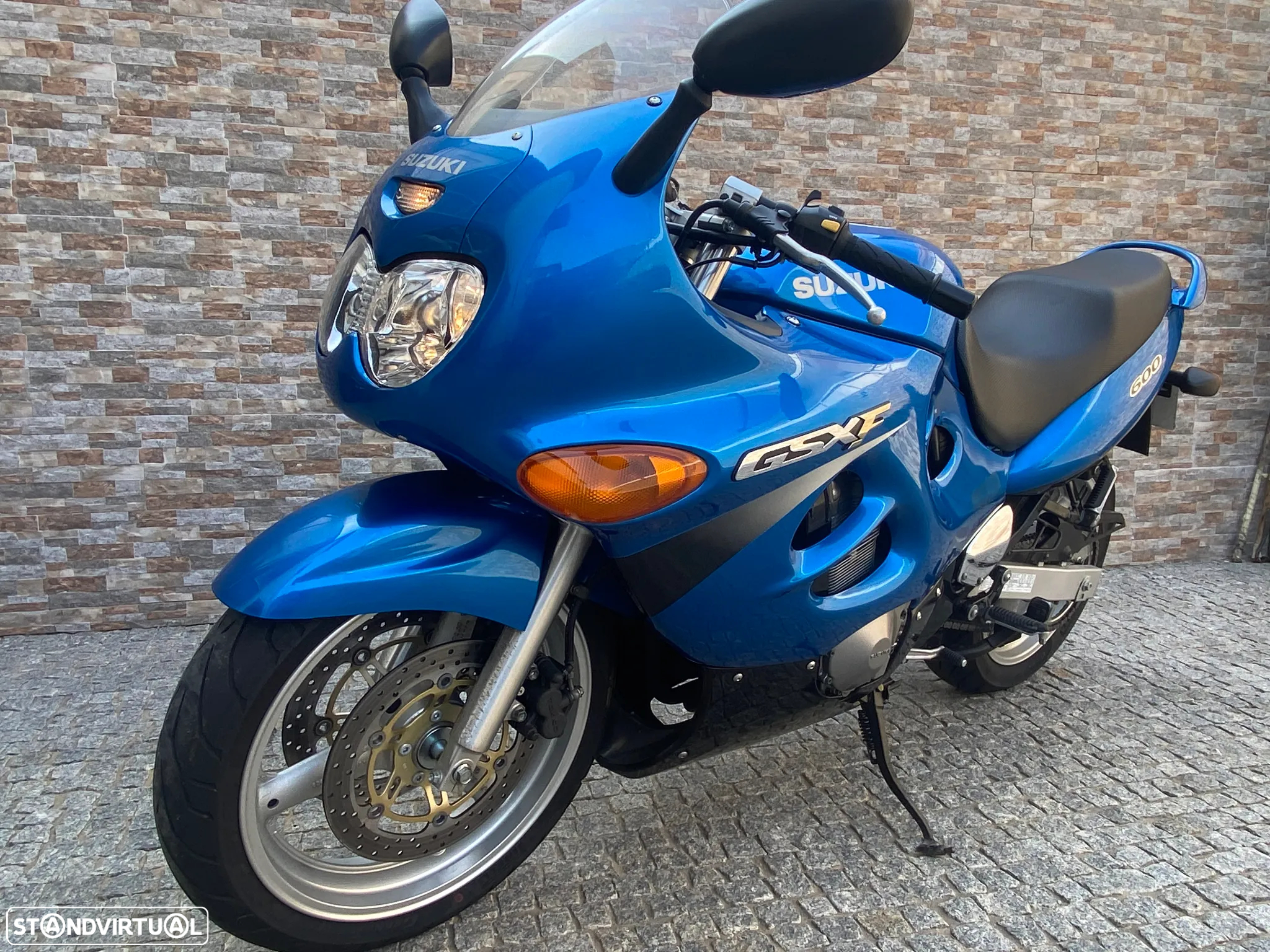 Suzuki GSX F 600 23000klm NACIONAL EXCELENTE ESTADO - 4