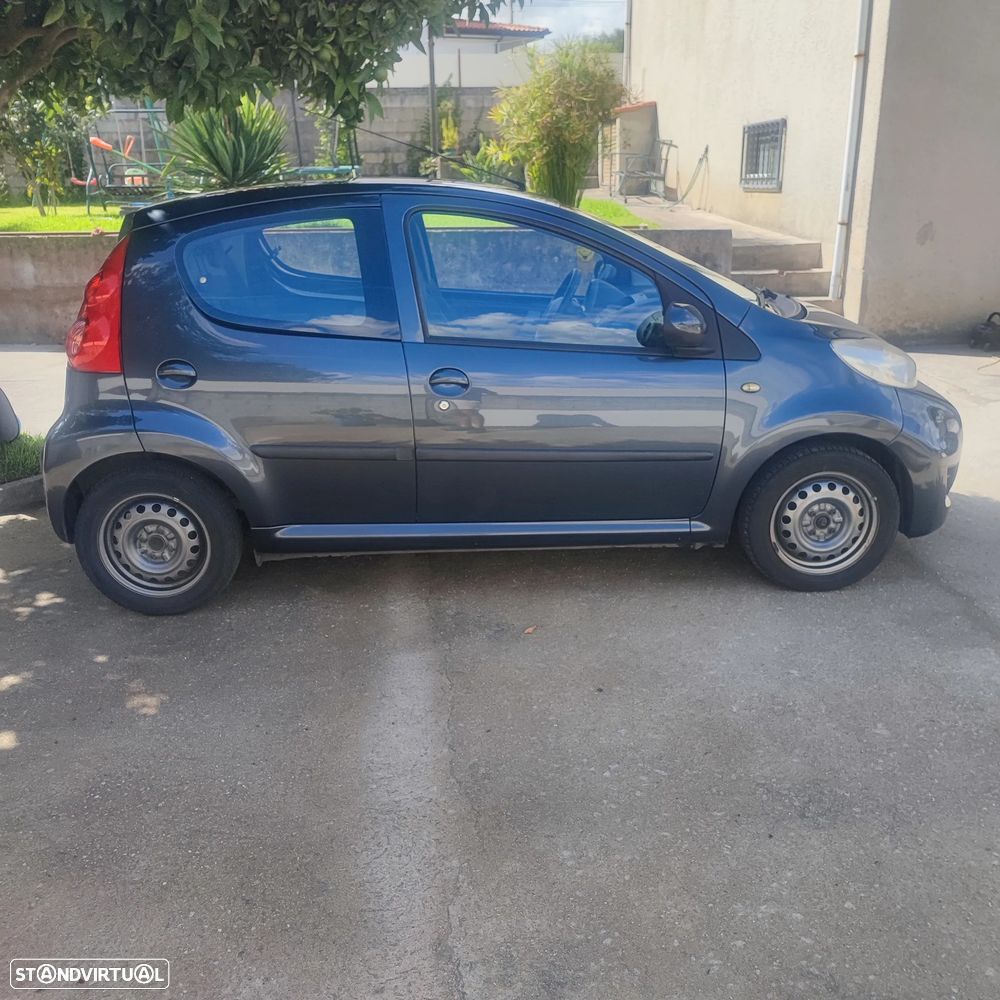 Peugeot 107 1.0 Urban - 5