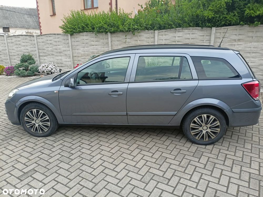 Opel Astra - 1