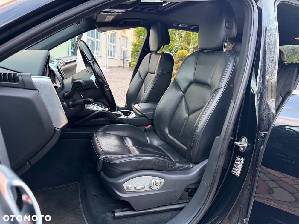 Porsche Cayenne - 7