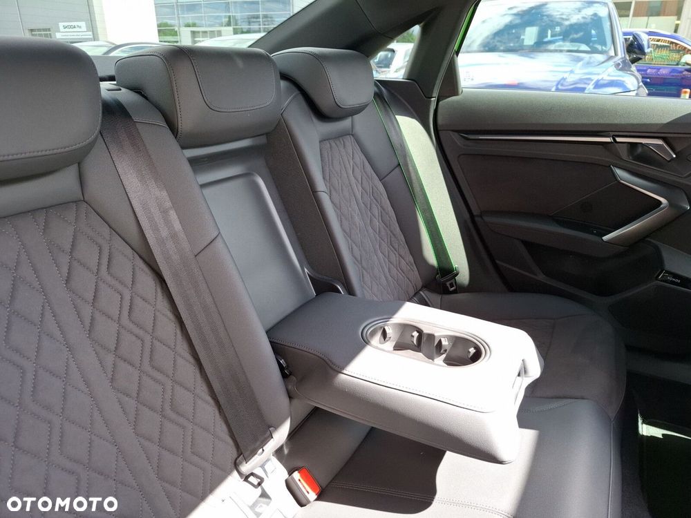 Audi RS3 Limousine TFSI Quattro S tronic - 21