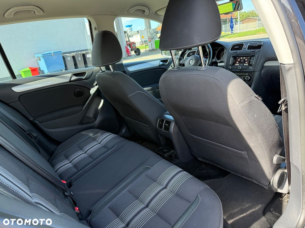 Volkswagen Golf 1.6 TDI DPF BlueMotion Technology MATCH - 26