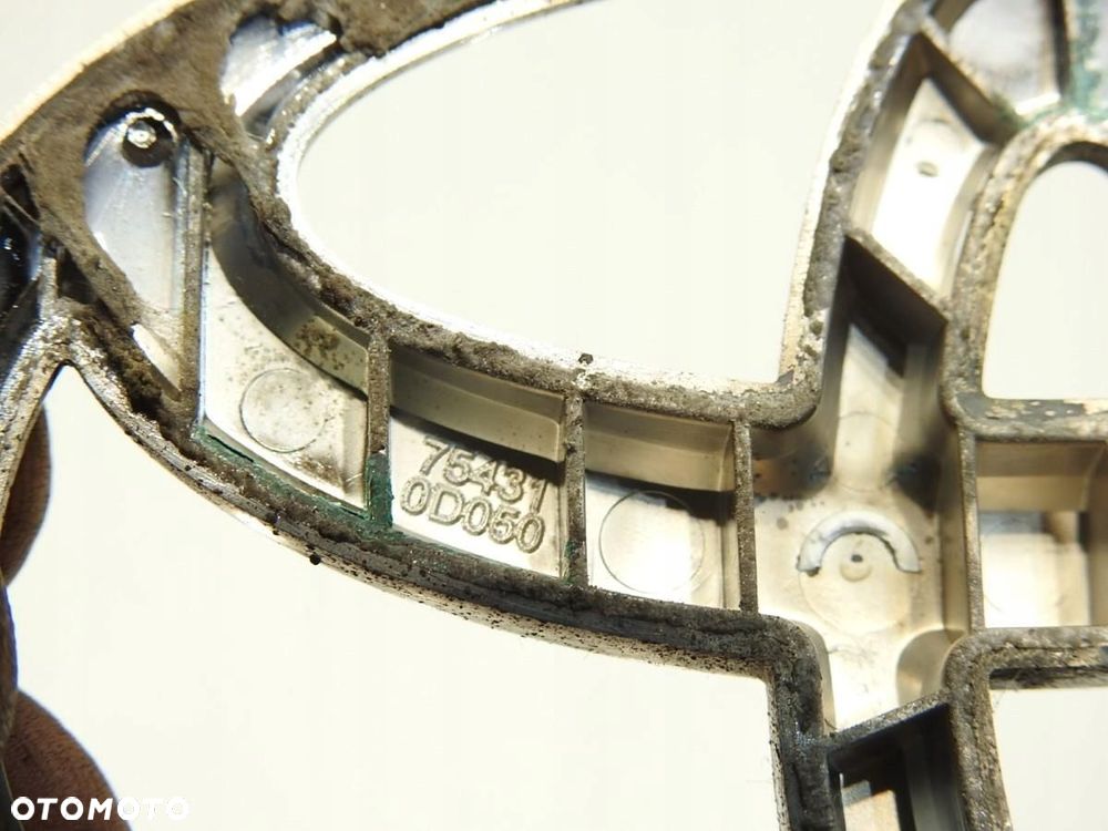 EMBLEMAT TOYOTA AVENSIS III T27 754310D050 - 6