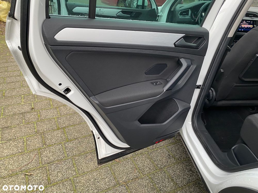 Volkswagen Tiguan 2.0 TDI SCR DSG Elegance - 12