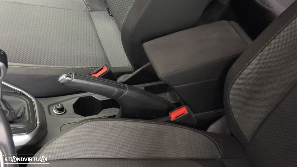 VW Taigo 1.0 TSI Urban Style - 32