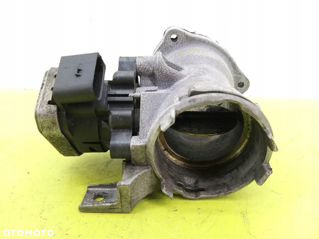 Przepustnica Mercedes A-klasa W169 2.0D 81KM A6400901470 00005320C2 - 1