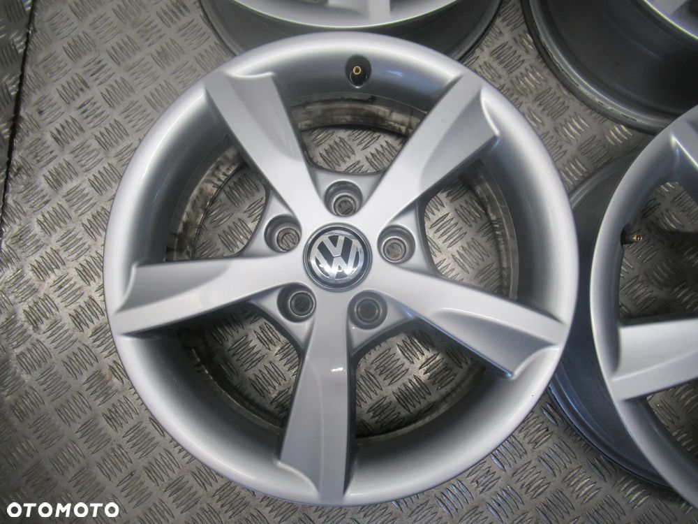Felgi Vw Golf V VI VII Passat Tiguan Touran Caddy 6,5Jx16 et43 5x112 - 5
