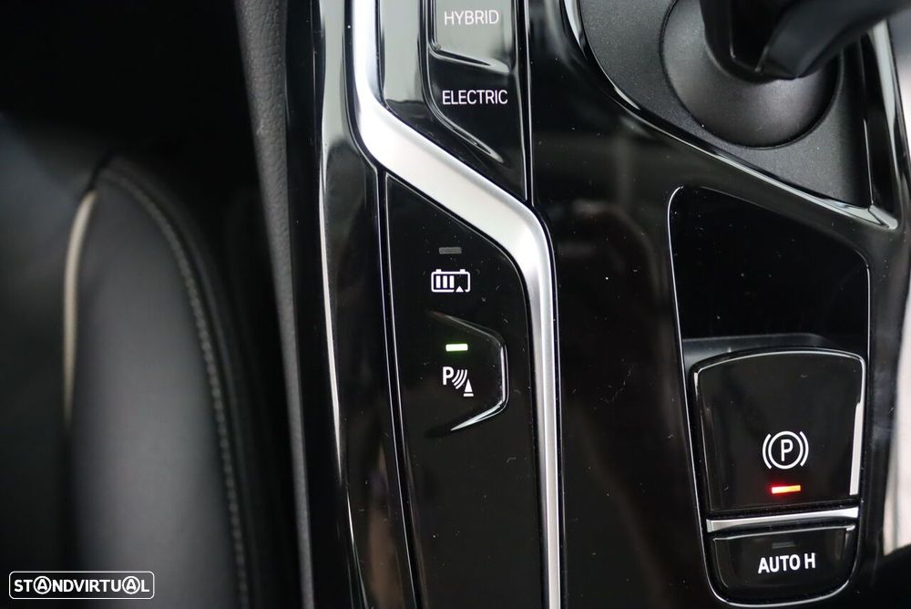 BMW 530 e Line Luxury - 44