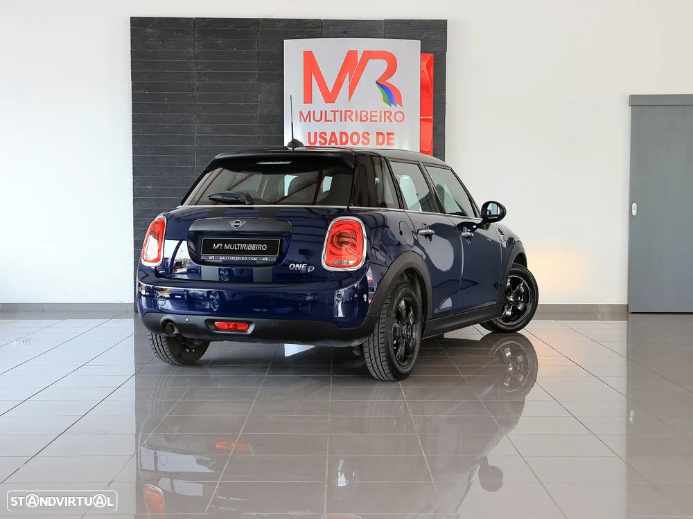 MINI 5 Portas One D - 9