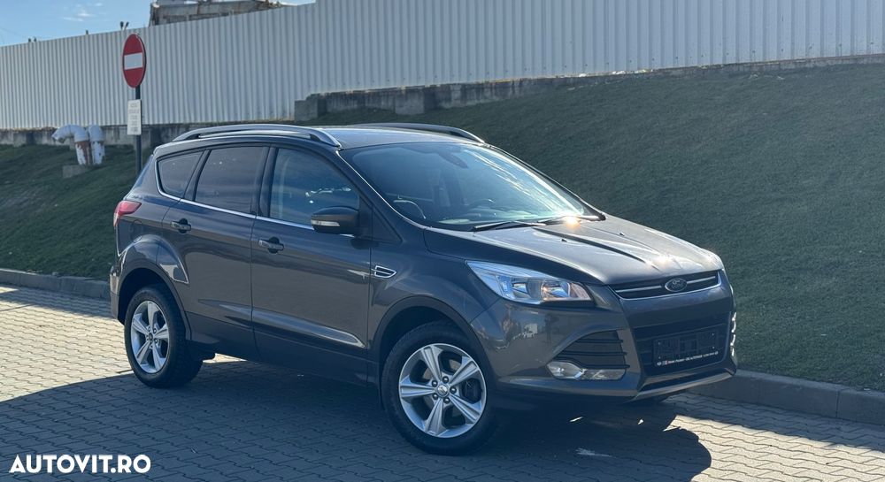 Ford Kuga 1.5 EcoBoost 2WD Titanium - 3