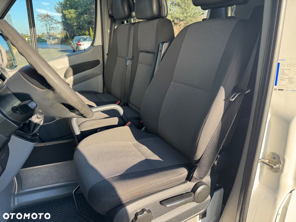 Volkswagen CRAFTER - 16