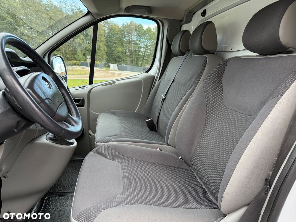 Opel Vivaro - 13