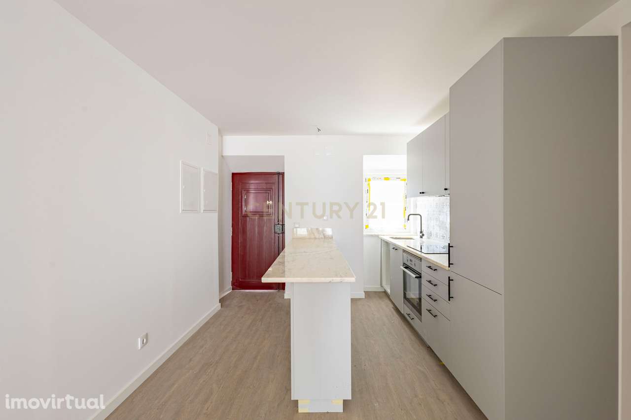 Moradia T2+1 no Centro Histórico de Setúbal com Logradouro - Grande imagem: 5/43