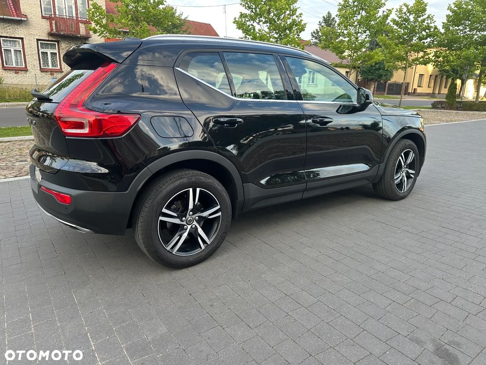 Volvo XC 40 D4 AWD Geartronic Inscription - 9