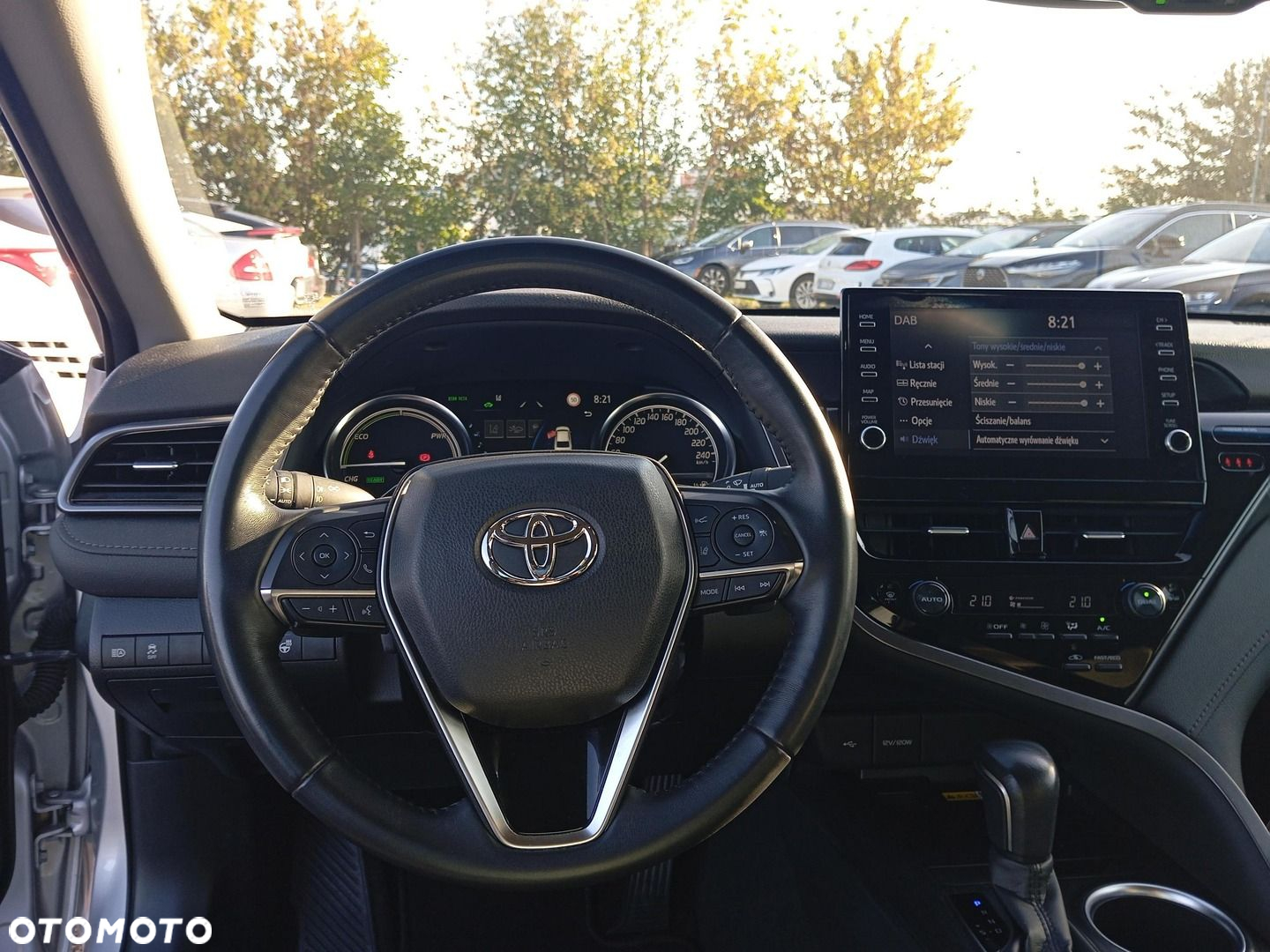 Toyota Camry 2.5 Hybrid Executive CVT - 19