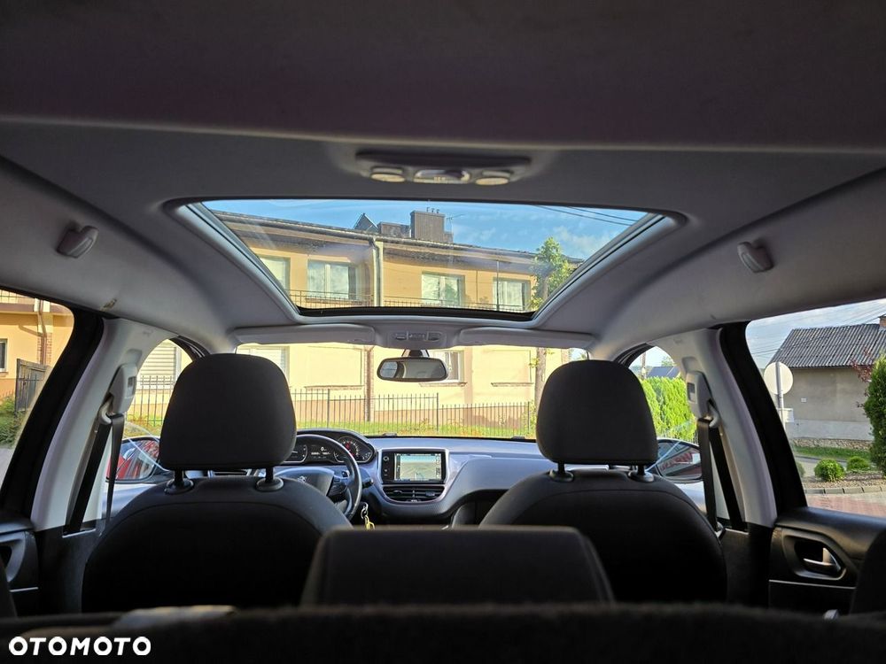 Peugeot 2008 e-HDi FAP 92 EGS6 STOP & START Allure - 36