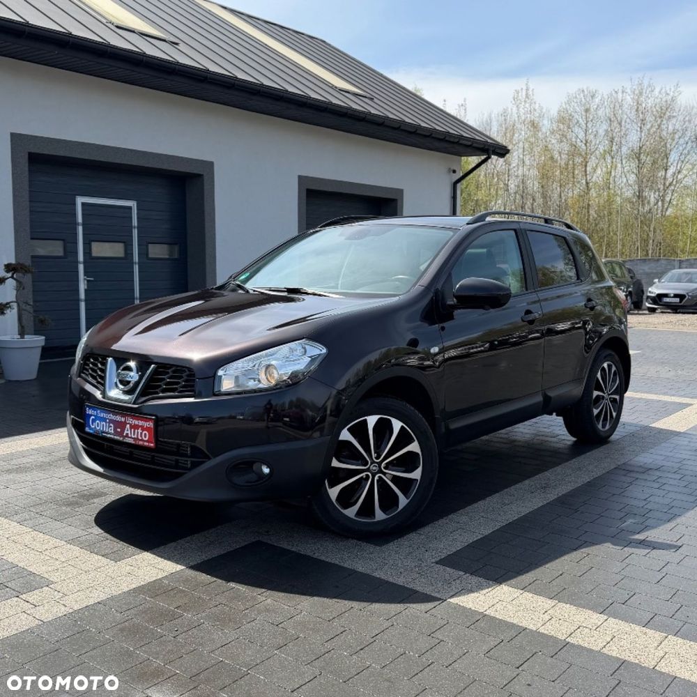 Nissan Qashqai - 1