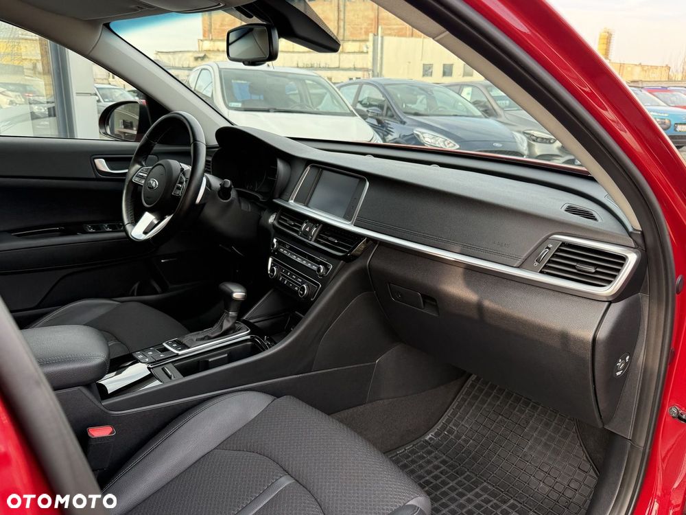 Kia Optima 1.6 T-GDI L DCT - 12