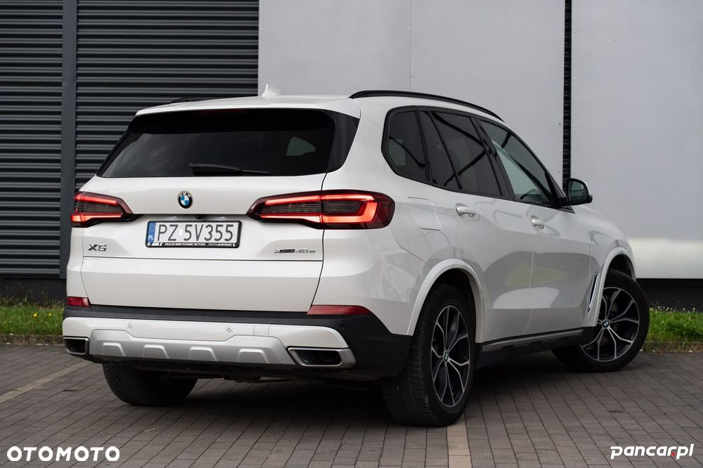 BMW X5 xDrive45e - 16