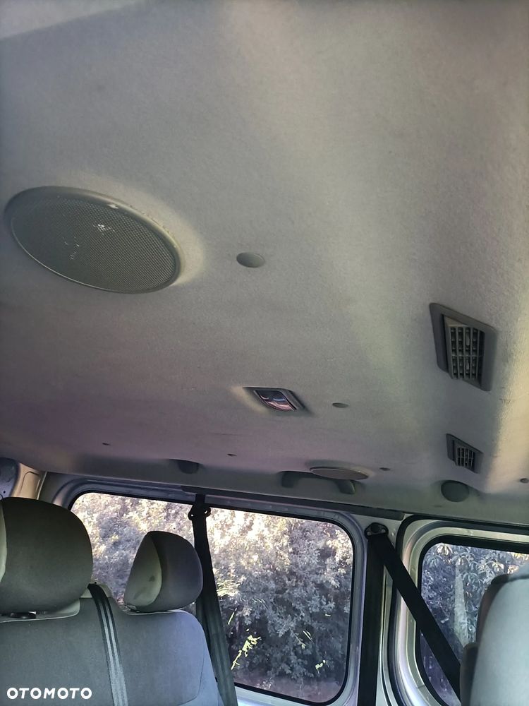 Opel Vivaro - 15