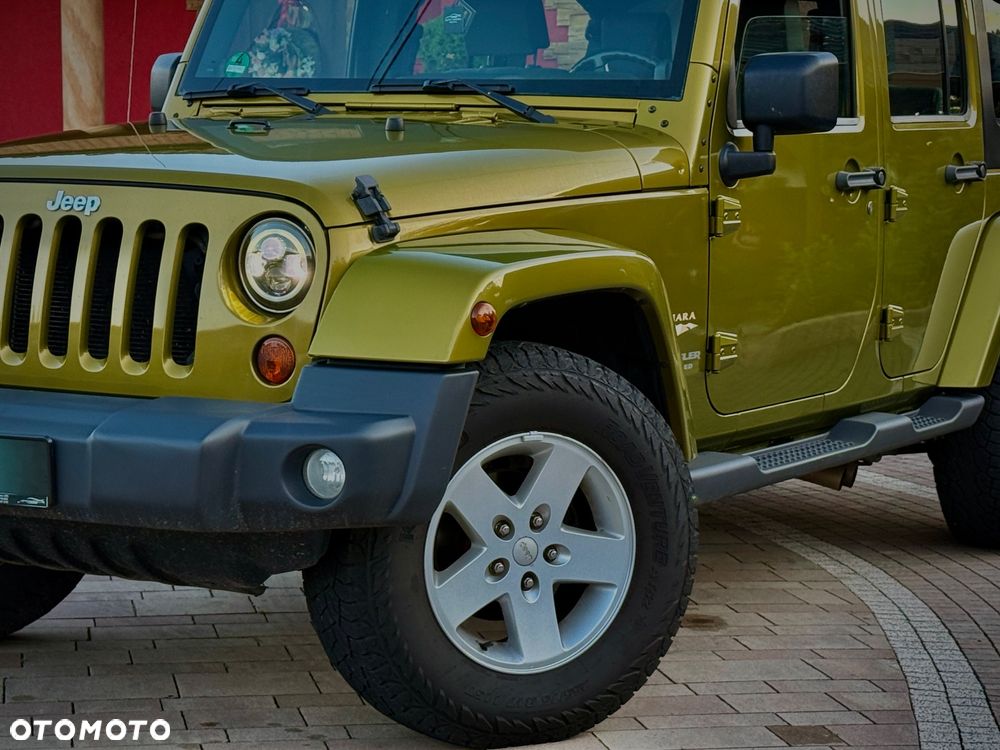 Jeep Wrangler Unlimited 3.8 Sahara - 2