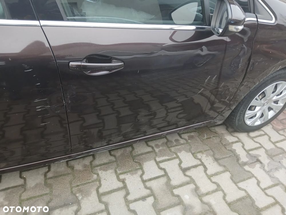 Peugeot 208 82 VTI Allure - 13