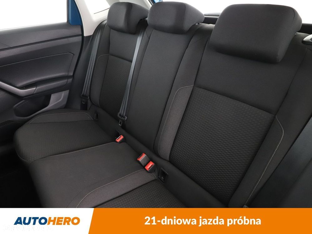 Volkswagen Polo - 15