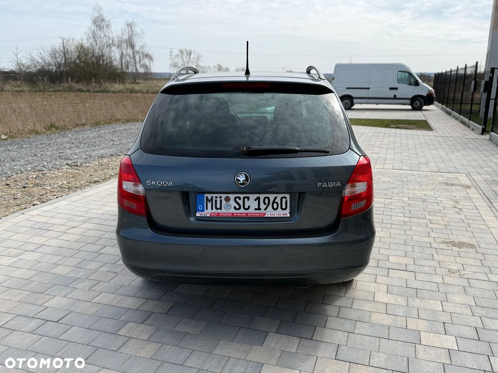 Skoda Fabia 1.2 TSI Monte Carlo - 7
