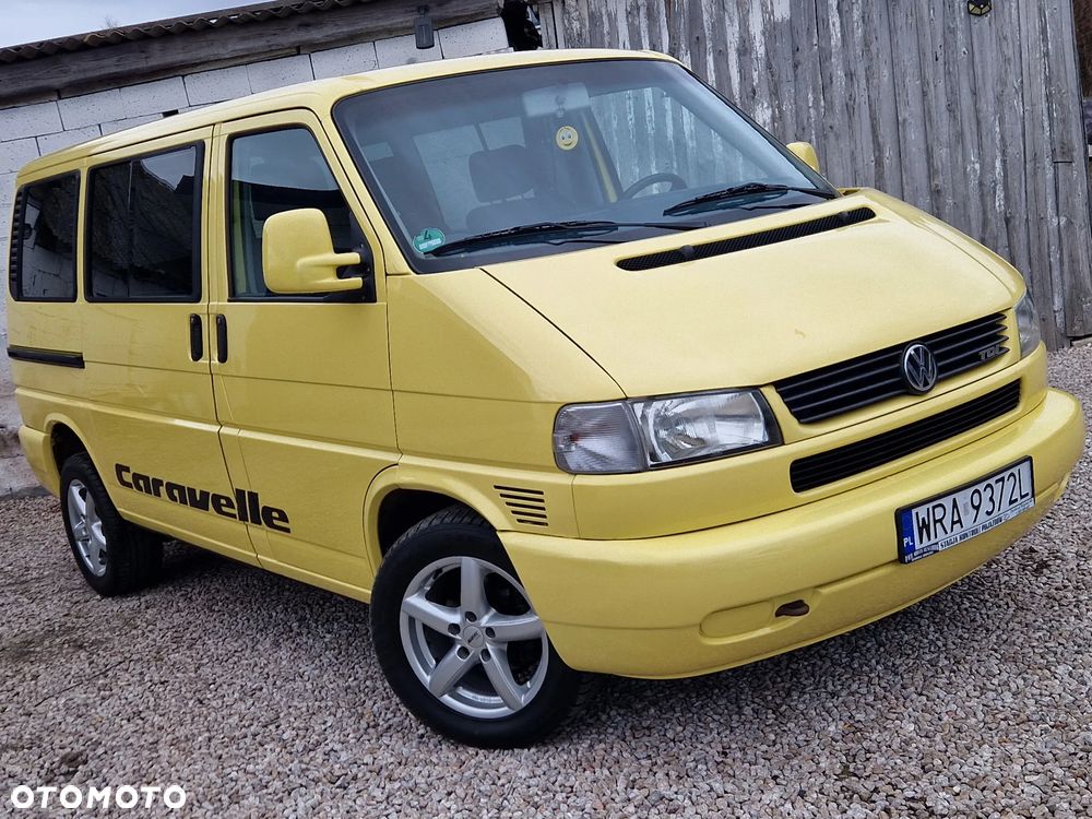 Volkswagen Caravelle - 8