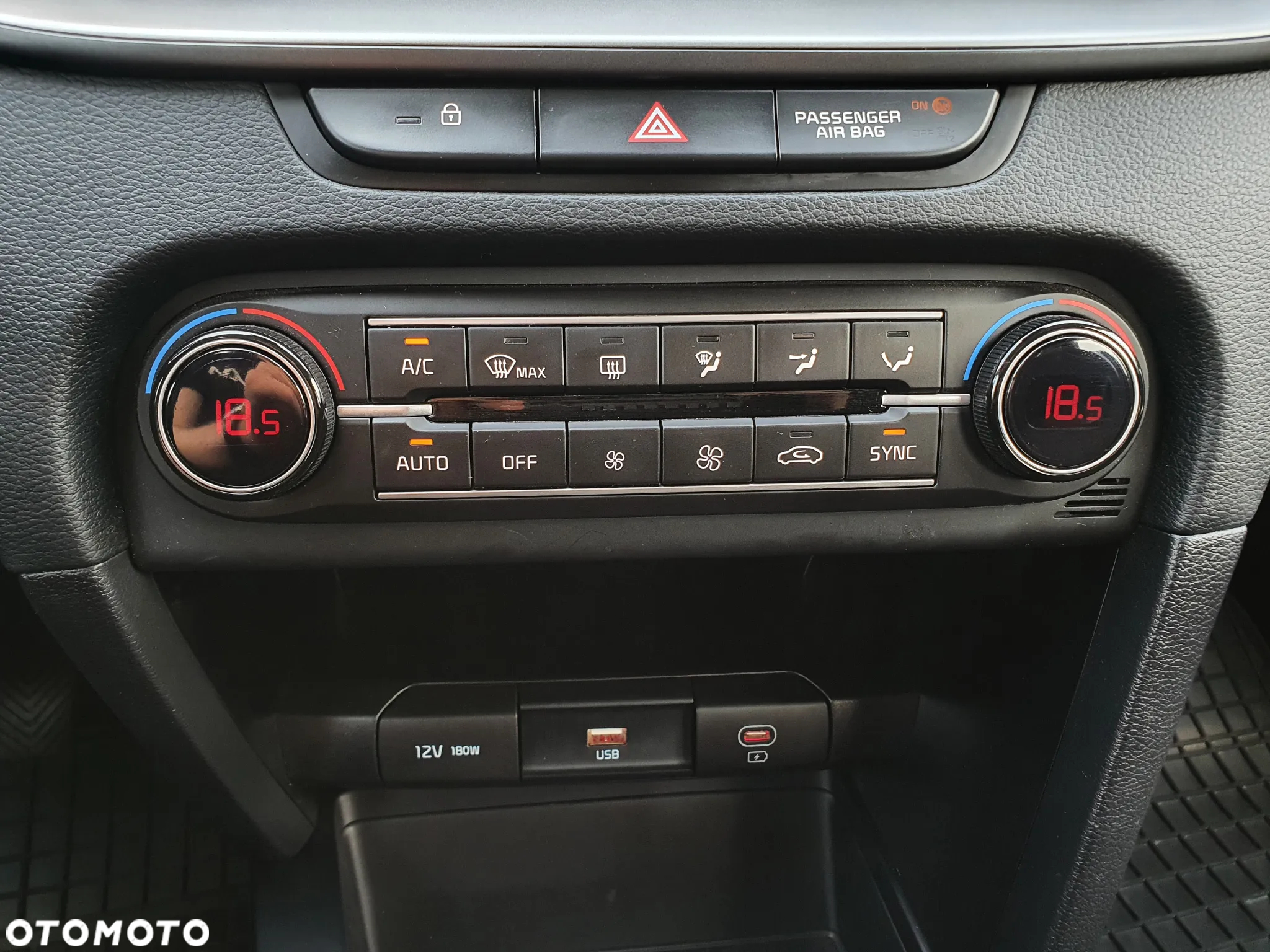 Kia Ceed 1.5 T-GDI M - 37