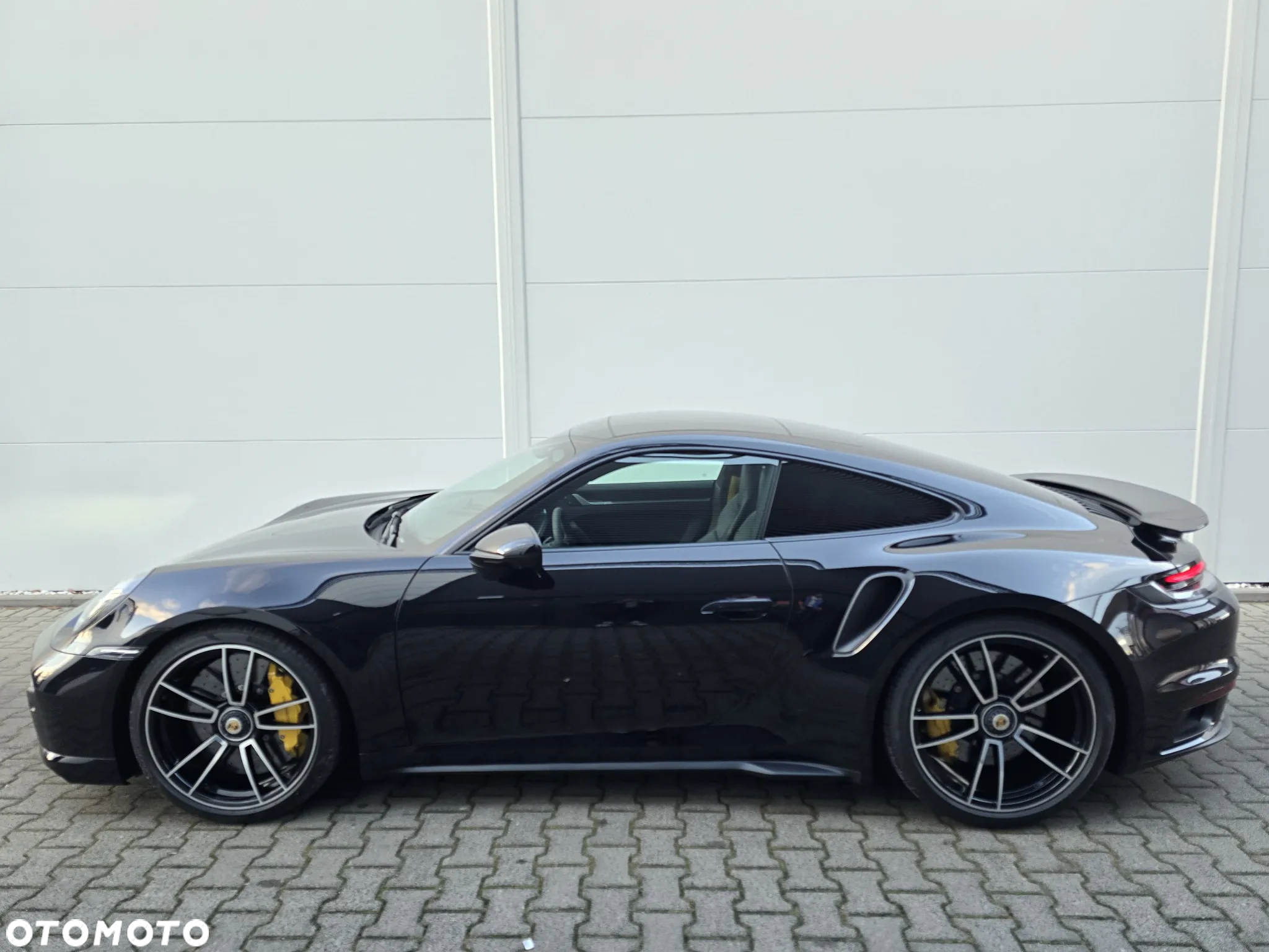 Porsche 911 Turbo S - 10