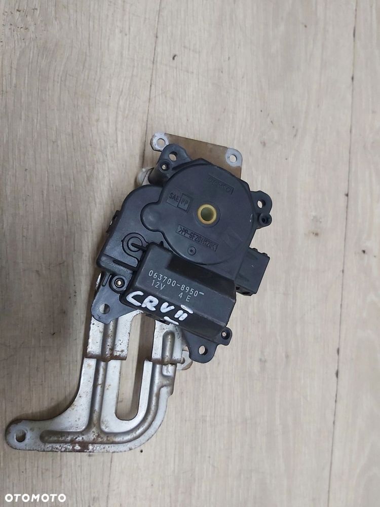 Honda CR-V II RD silniczek nagrzewnicy nawiewu 063700-8950 - 1