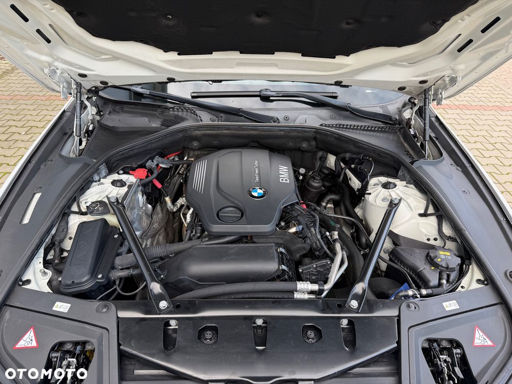 BMW Seria 5 ver-5er-touring-diesel-m-sport-edition - 14