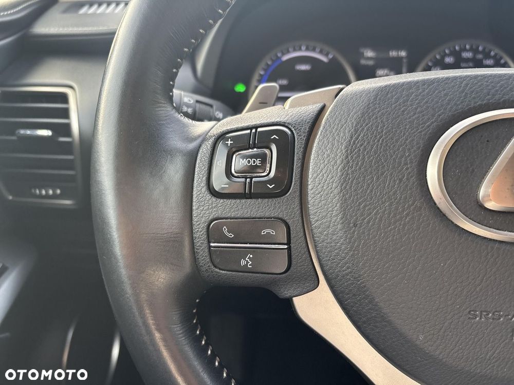 Lexus NX 300h Elegance AWD - 11