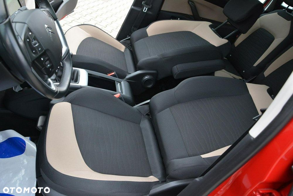 Citroën C4 Grand Picasso - 22