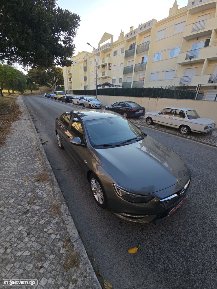 Opel Insignia 1.6 CDTI executive S/S - 34