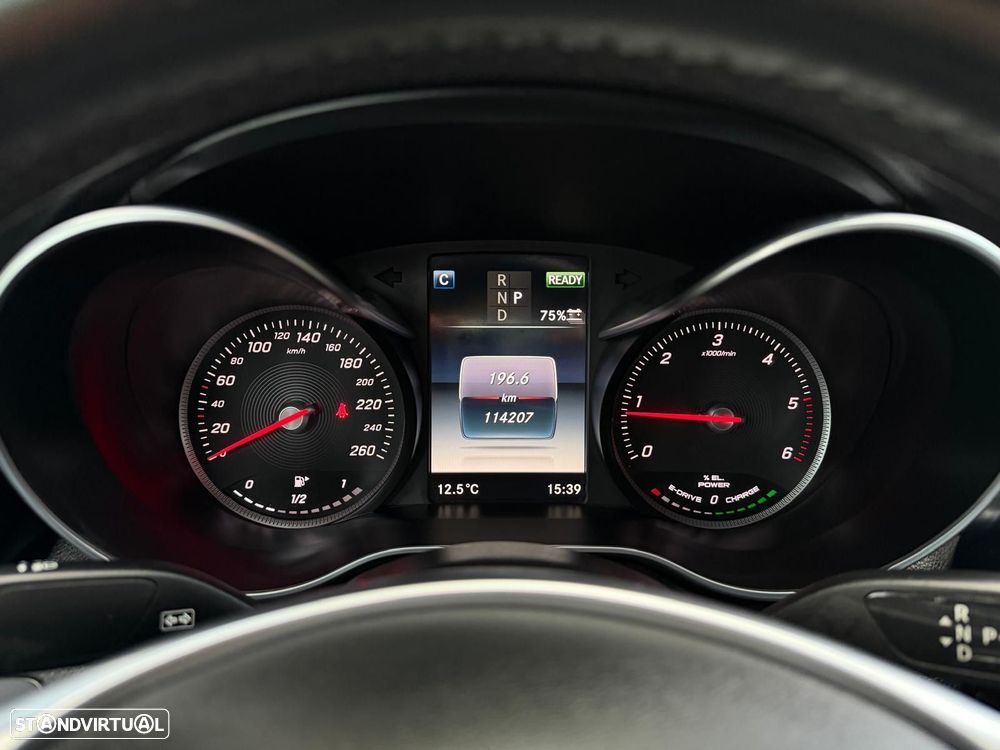 Mercedes-Benz C 300 h - 11