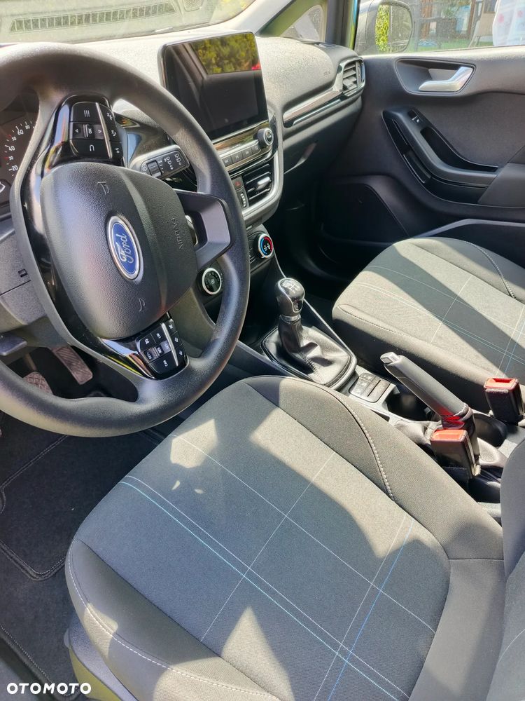 Ford Fiesta - 12