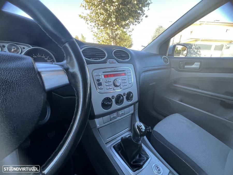 Ford Focus SW 1.6 TDCi Trend - 27