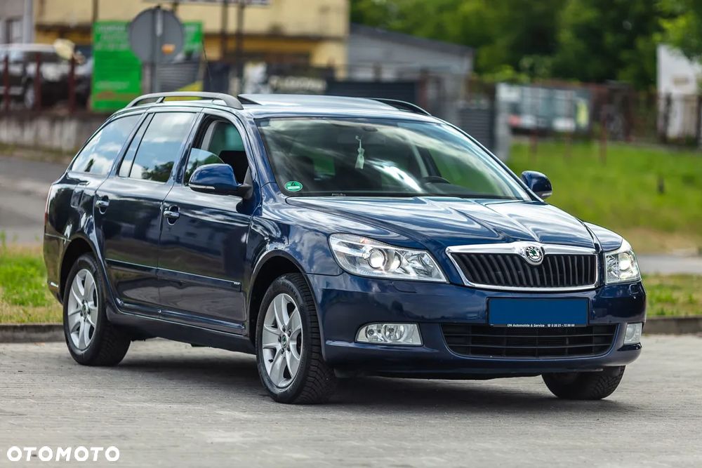 Skoda Octavia 2.0 TDI DPF DSG Elegance - 1