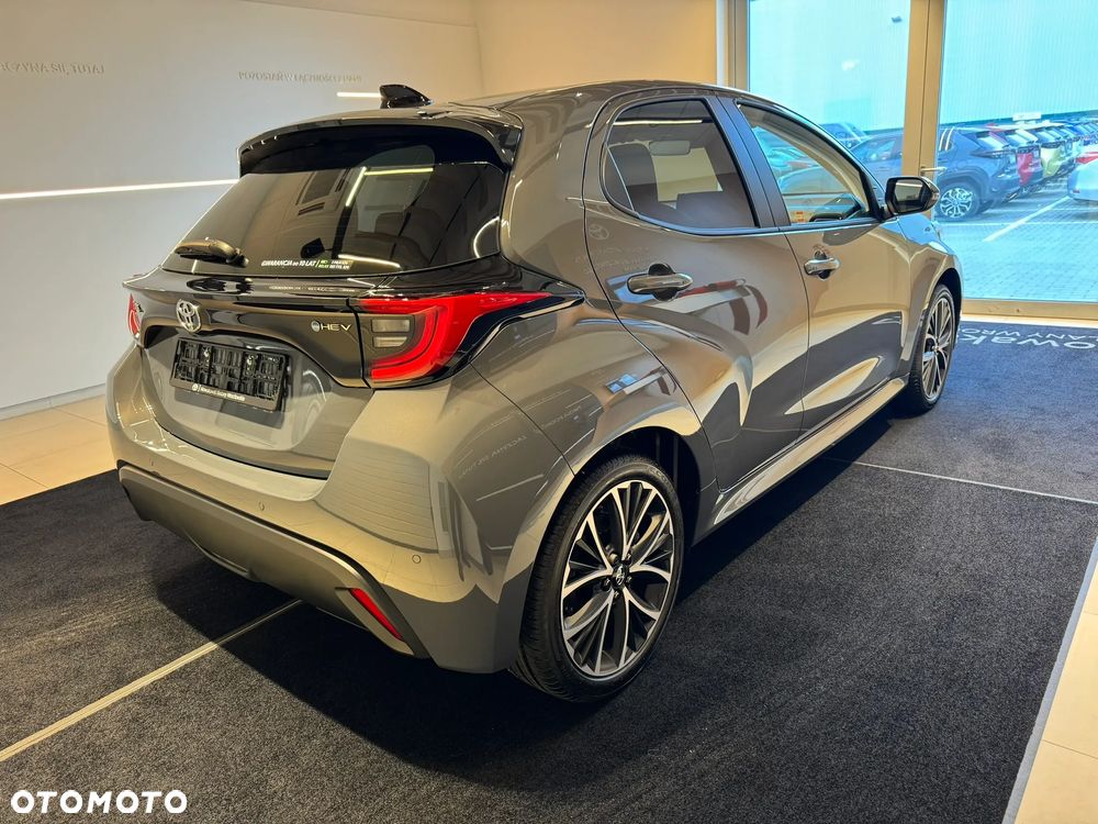 Toyota Yaris Hybrid 1.5 Style - 4