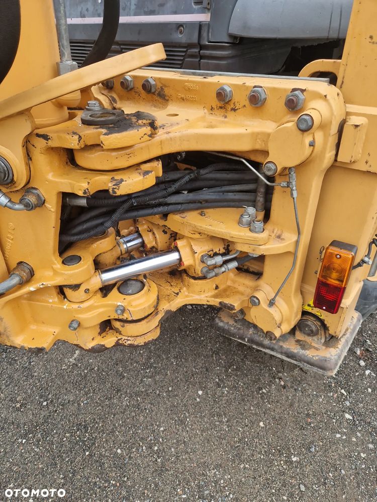 Case 695 SUPER R - 4