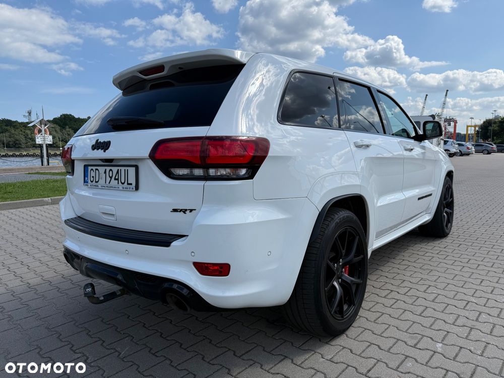 Jeep Grand Cherokee - 10