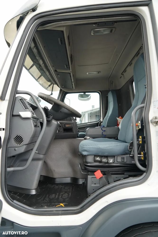 Volvo FMX 370 / 6X4 / TIPPER + FASSI F165XP HDS / MAX. CAPACITATE DE RIDICARE 5200 KG / COMANDĂ RADIO / HAYON LATERAL HIDRAULIC - 28