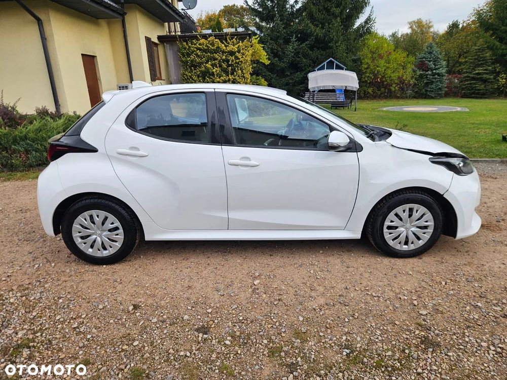 Toyota Yaris - 6