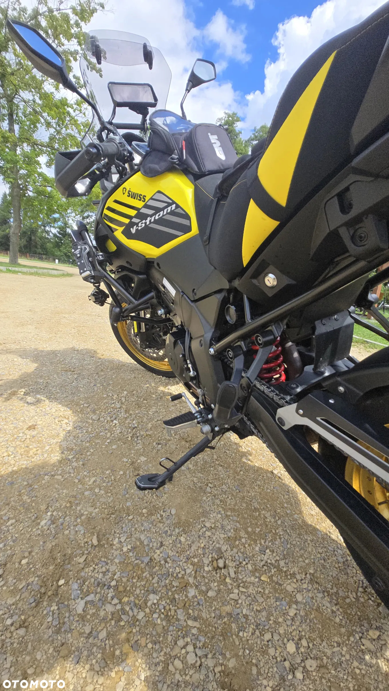 Suzuki V-STROM - 5