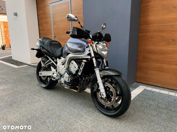 Yamaha FZ