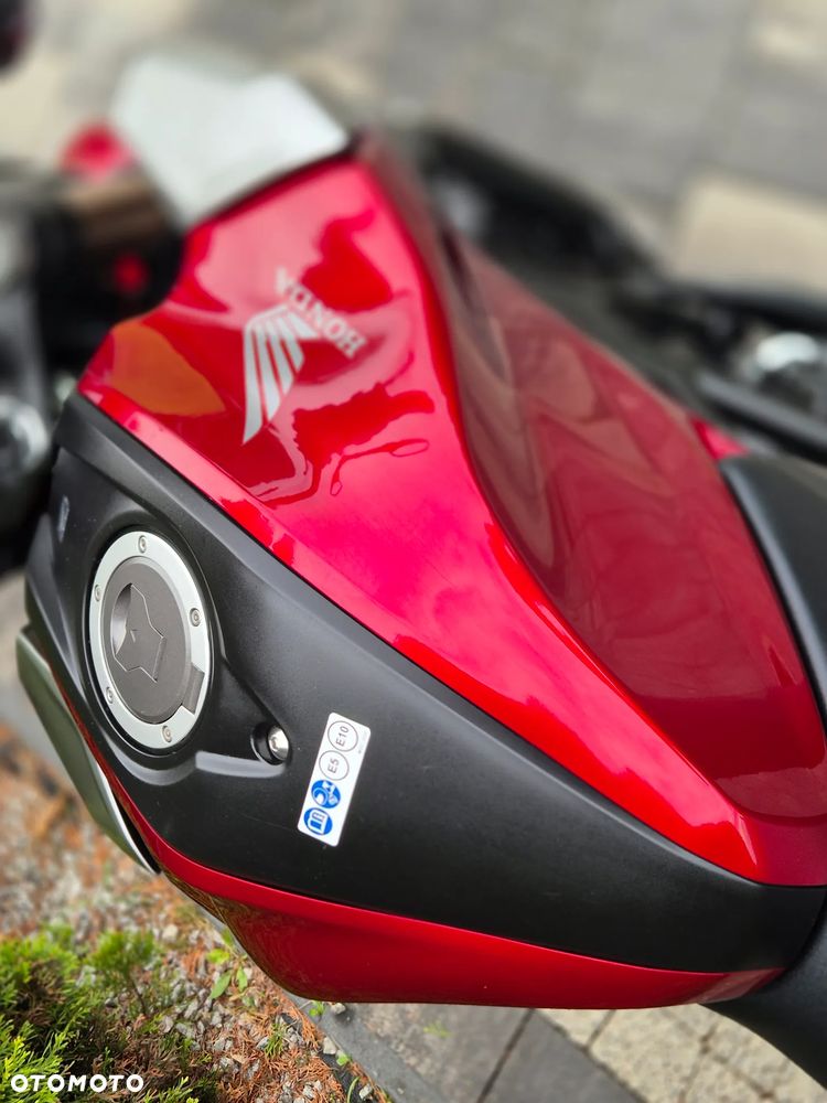 Honda CB - 15
