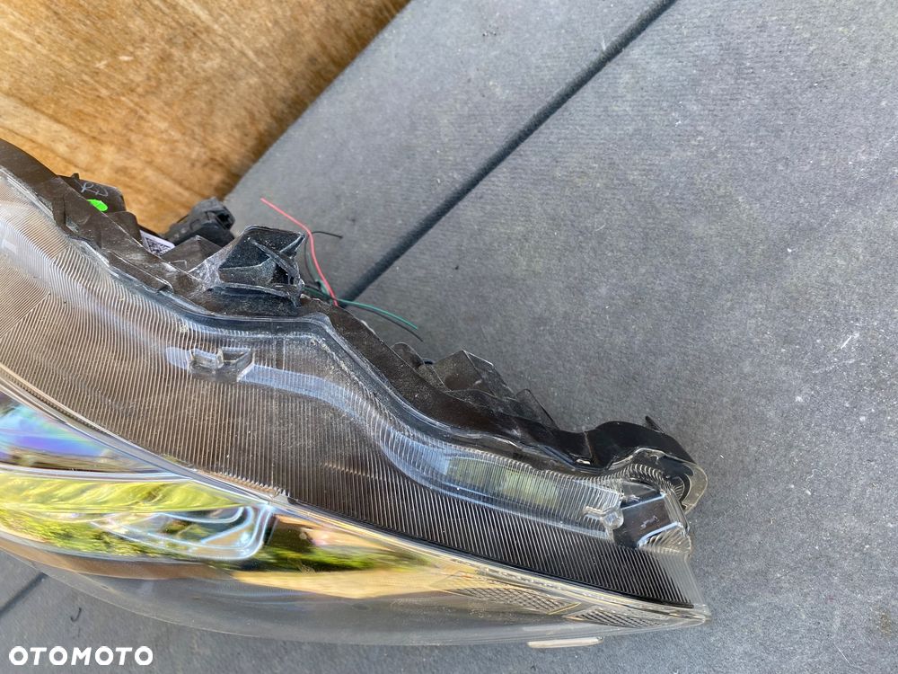 lampa baleno xenon prawa eu - 3
